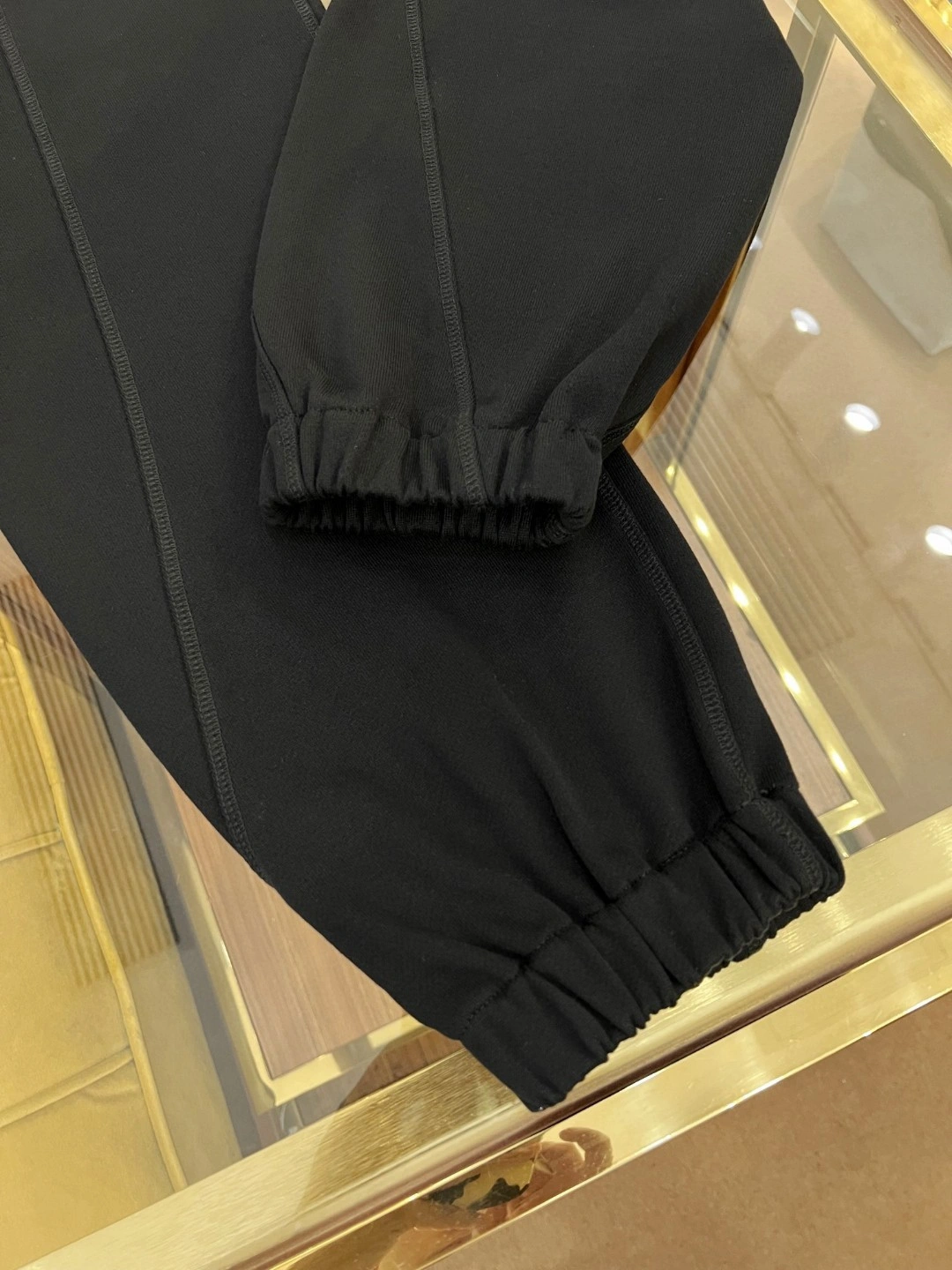 wg.luxury- 4o835& two piece item:D-F443K1215